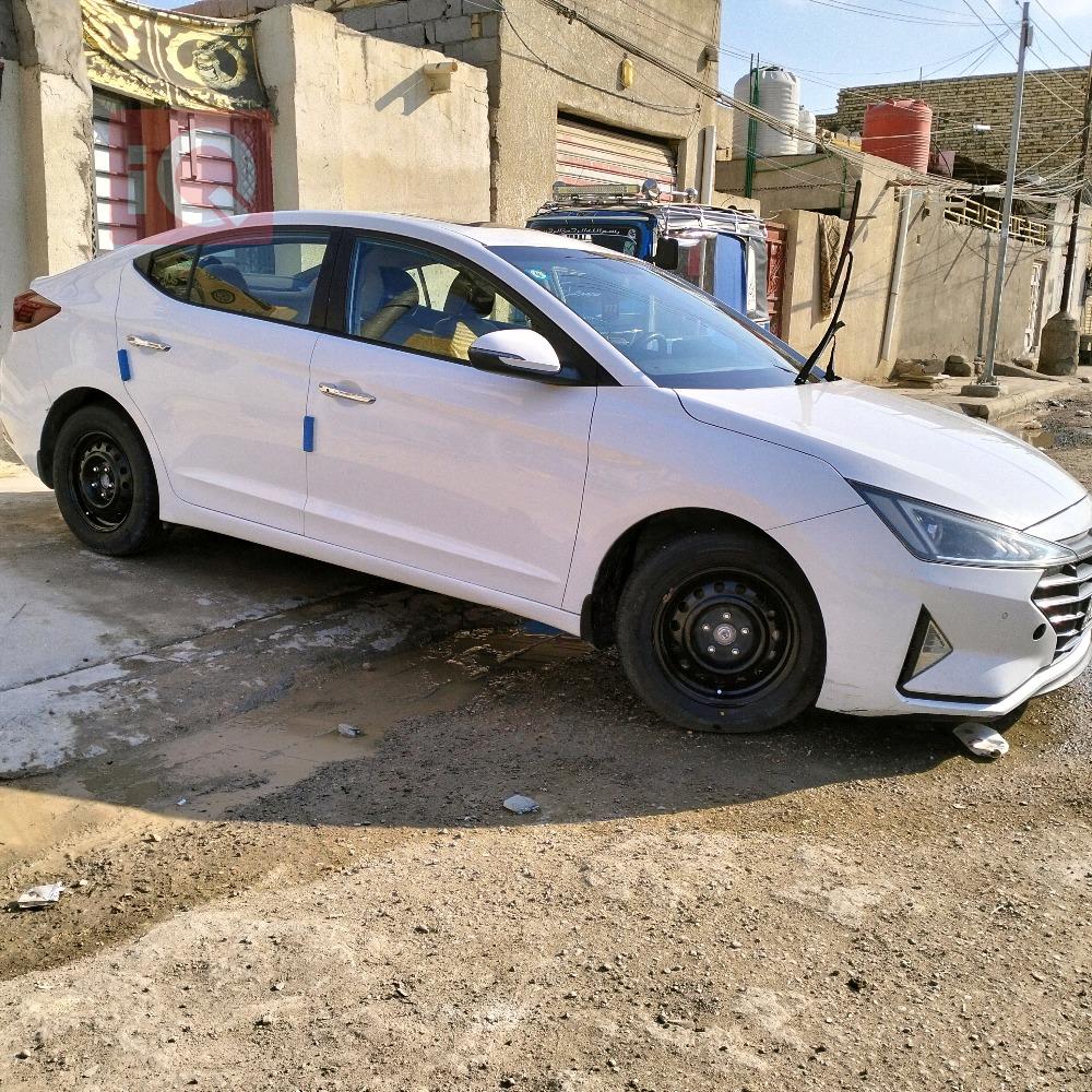 هيونداي النترا